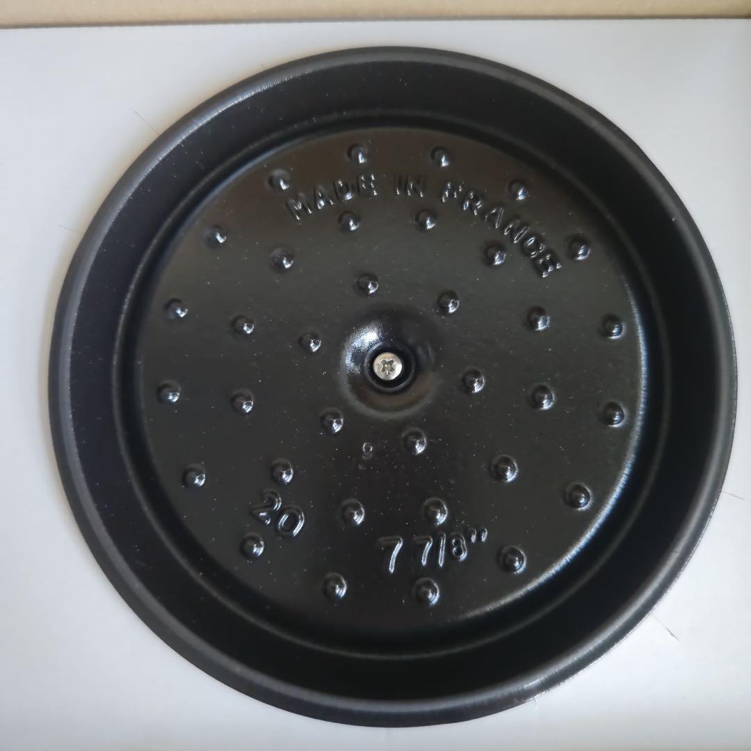 ストウブココットラウンド20cm セージグリーン　新品未使用