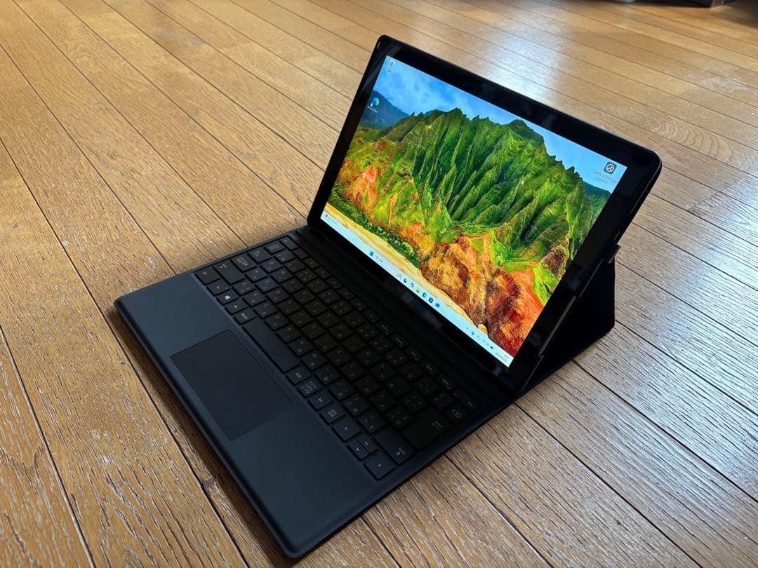 Surface Pro 7+ タイプカバー同梱 (美品)