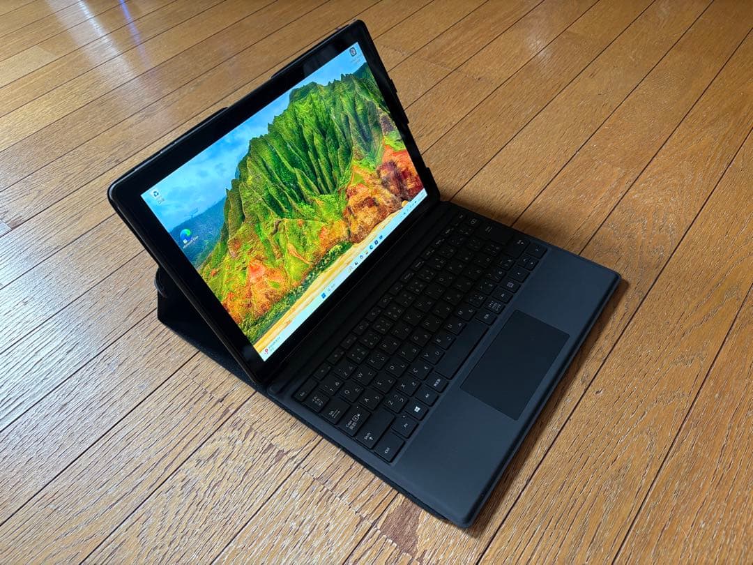 Surface Pro 7+ タイプカバー同梱 (美品)