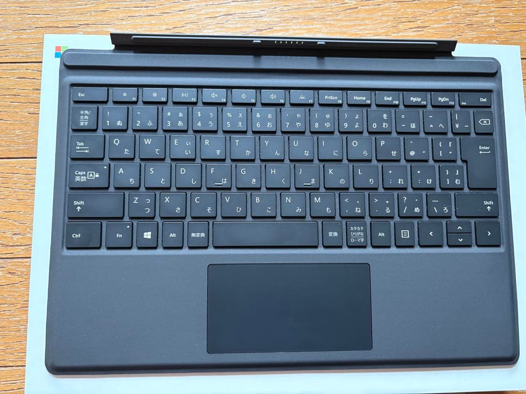 Surface Pro 7+ タイプカバー同梱 (美品)