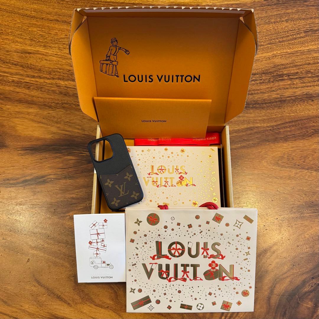 ルイヴィトン iPhone15pro 用ケース モノグラム