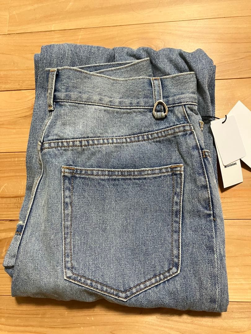 ミースロエ　ジーンズ　デニムパンツ　新品未使用　金子綾
