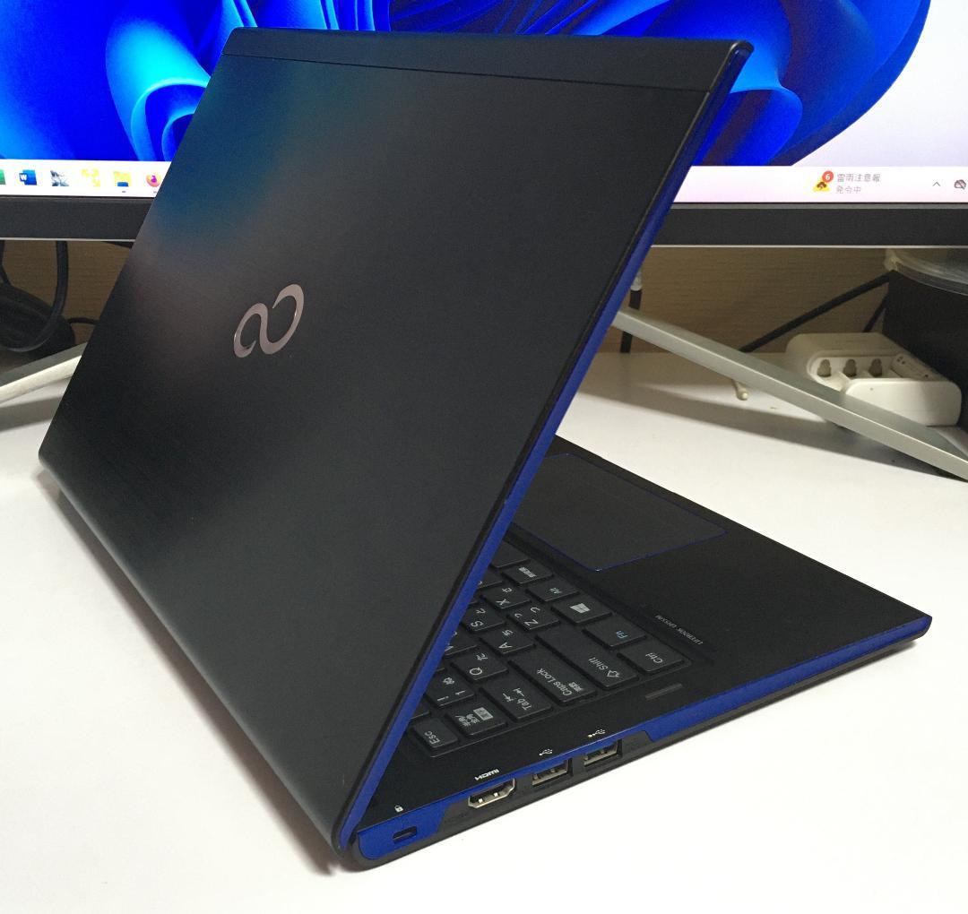 富士通 LIFEBOOK UH55/M Windows11