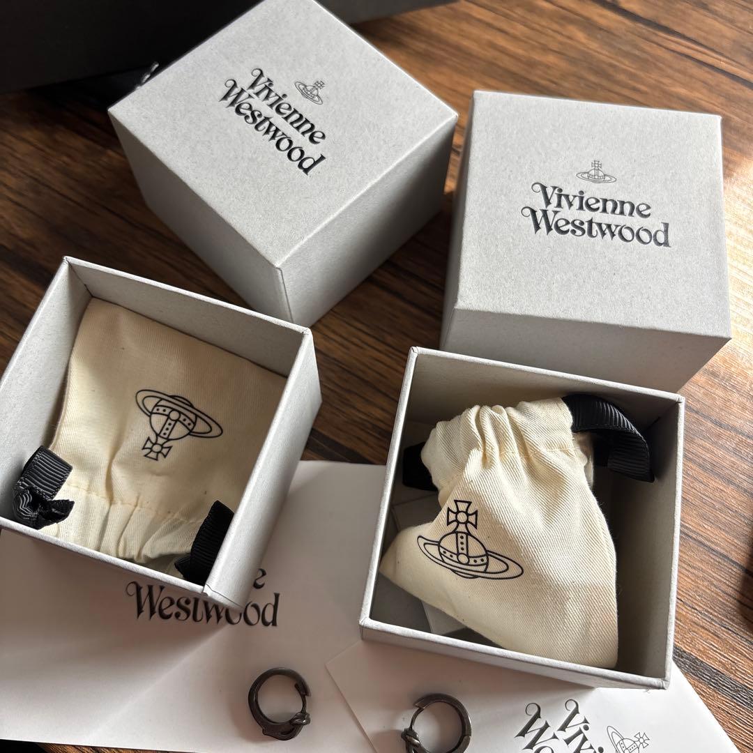 Vivienne Westwood フープピアス 2個セット