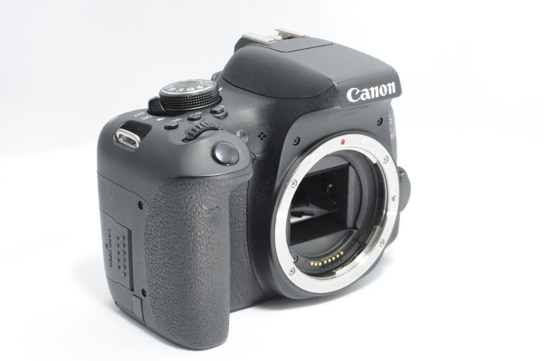 風景も家族写真も綺麗に❗️Canon Kiss X8i✨Wi-Fiでスマホに転送