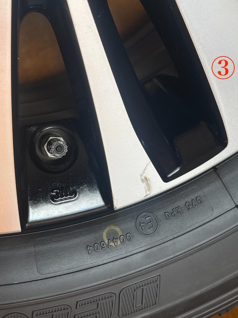 galetteさん専用 グランエース ホイール＆スタッドレスタイヤ4本セット中古