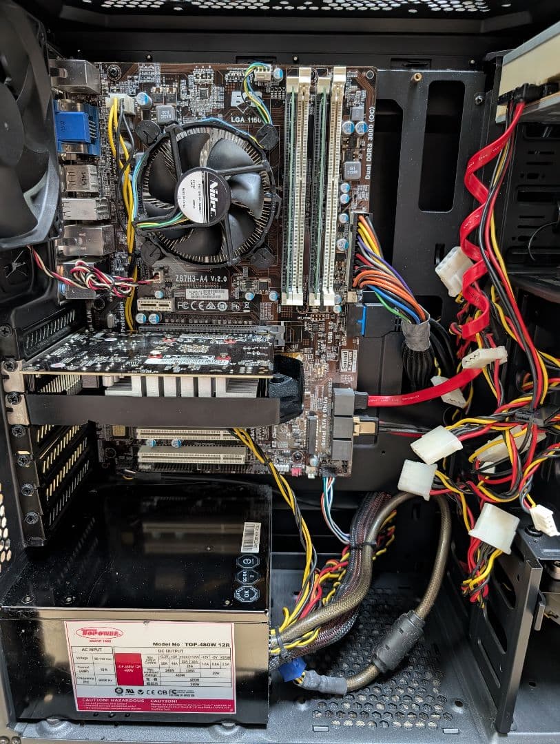 ライトゲーミングパソコン デスクトップパソコン pc