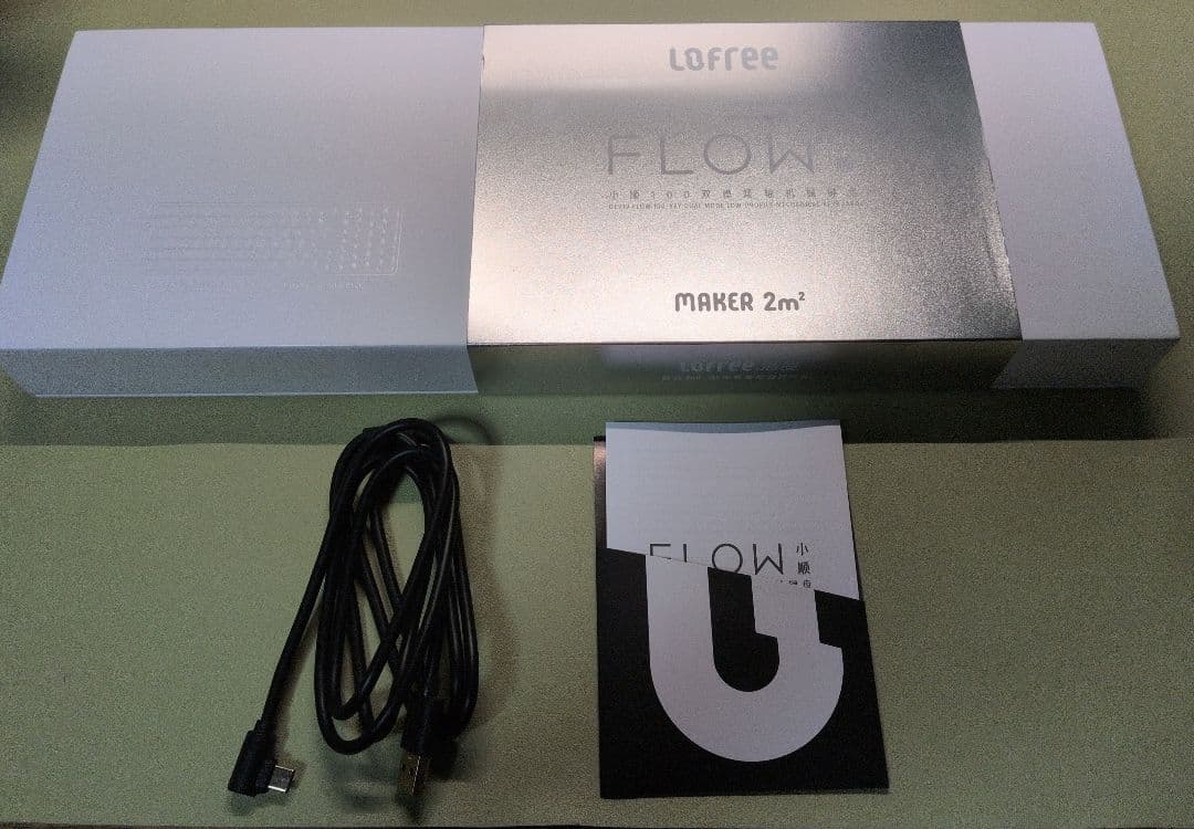 Lofree FLOW 100 および交換用キーキャップ