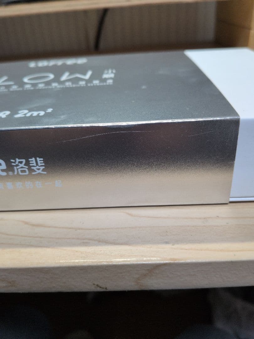 Lofree FLOW 100 および交換用キーキャップ