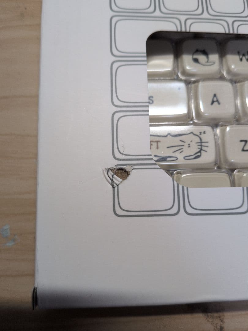 Lofree FLOW 100 および交換用キーキャップ