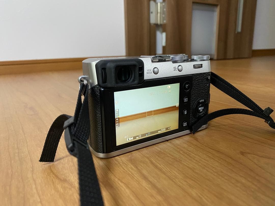 富士フイルム(FUJIFILM) デジタルカメラ X100F-S