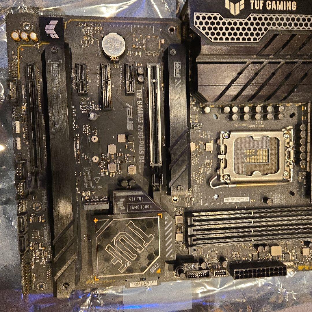 ASUS TUF GAMING Z790-PLUS D4 マザーボード