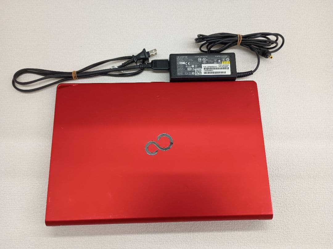 & LIFEBOOK SH90/T FMV90TRD1　Corei5 8GB