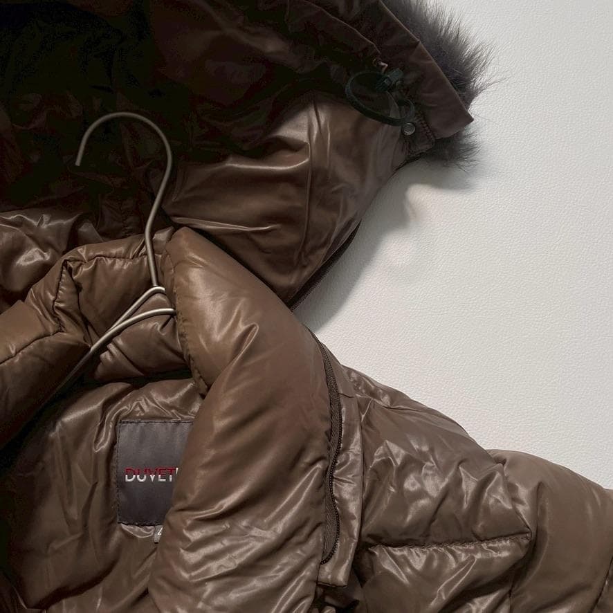 ピ*屋様 【大きいサイズ】デュベティカ デネブ ロングダウンコート 42 フォッ