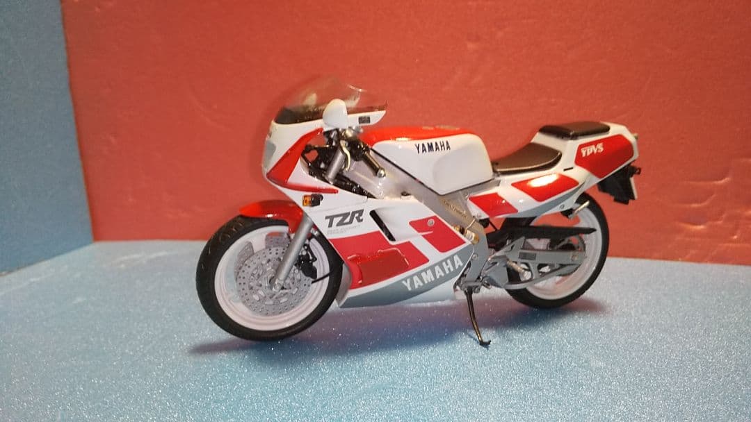 ハセガワプラモデル完成品 TZR250 １９８９年式