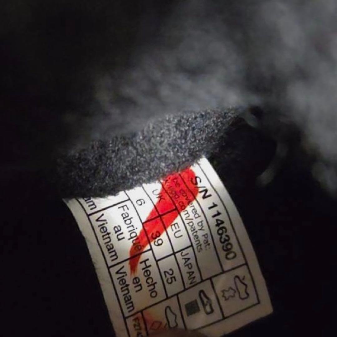 UGG　厚底　ブラック　25cm