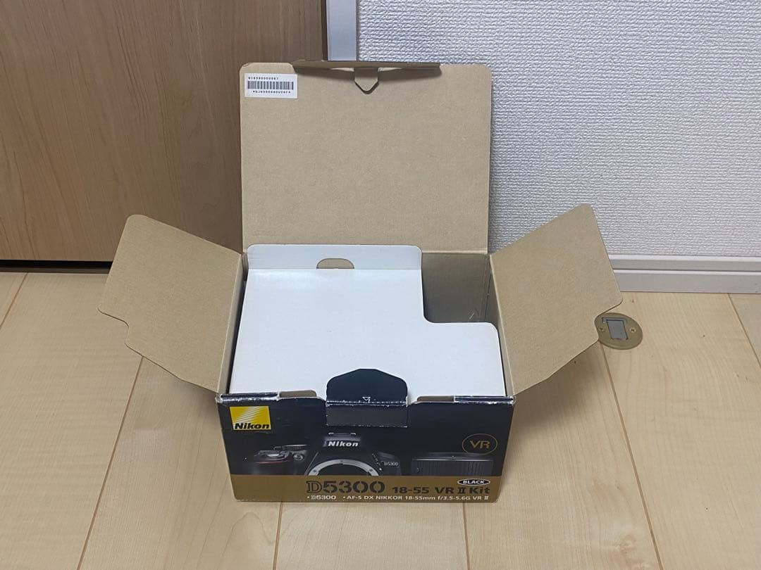 中古品 NIKON D5300 18-55 VRII kit(BRACK)