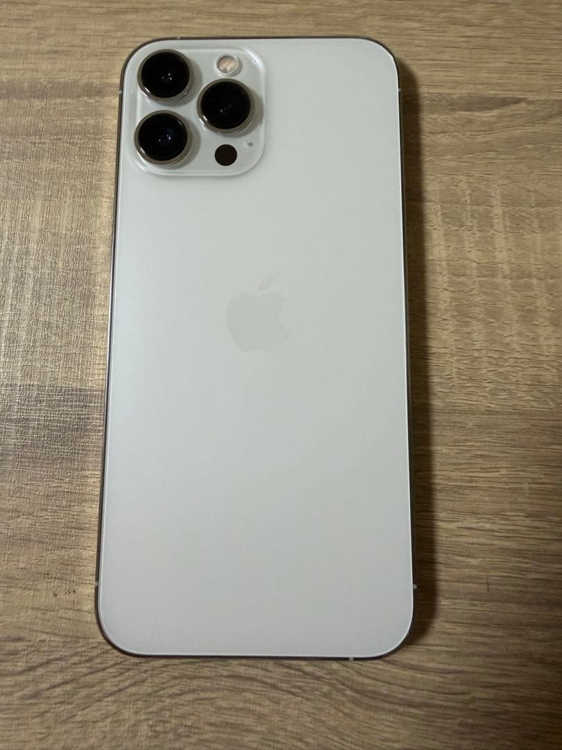 Apple iPhone 13 Promax シルバー 本体256GB