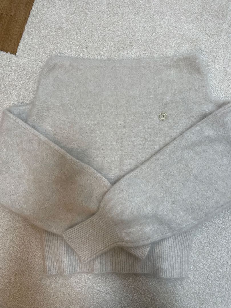 capricieuxlemageFOXカシミアドルマリンニット