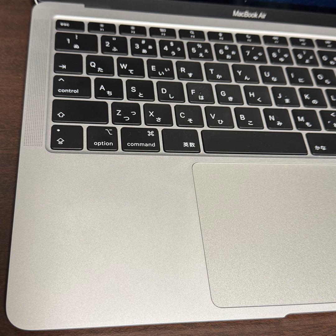 MacBook Air M1 8GB シルバー 256GB