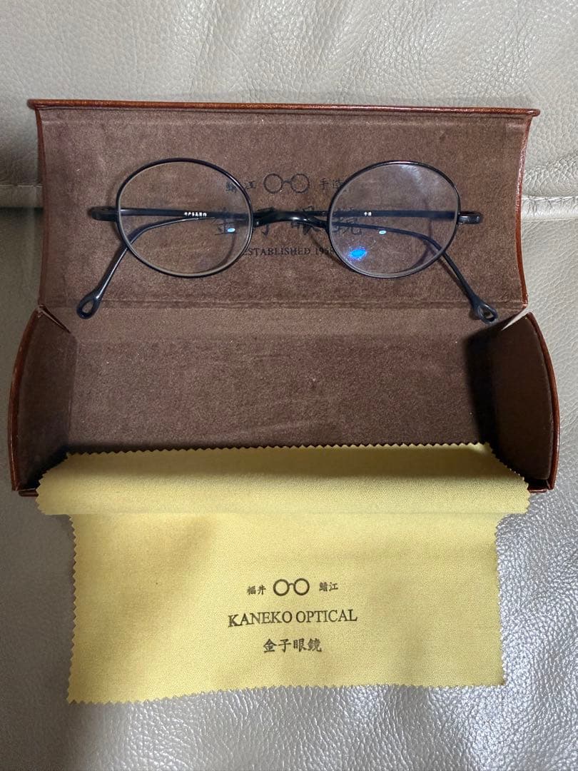 「Kouki Gotou」井戸多美男作 丸眼鏡 クラシックブラックメタル