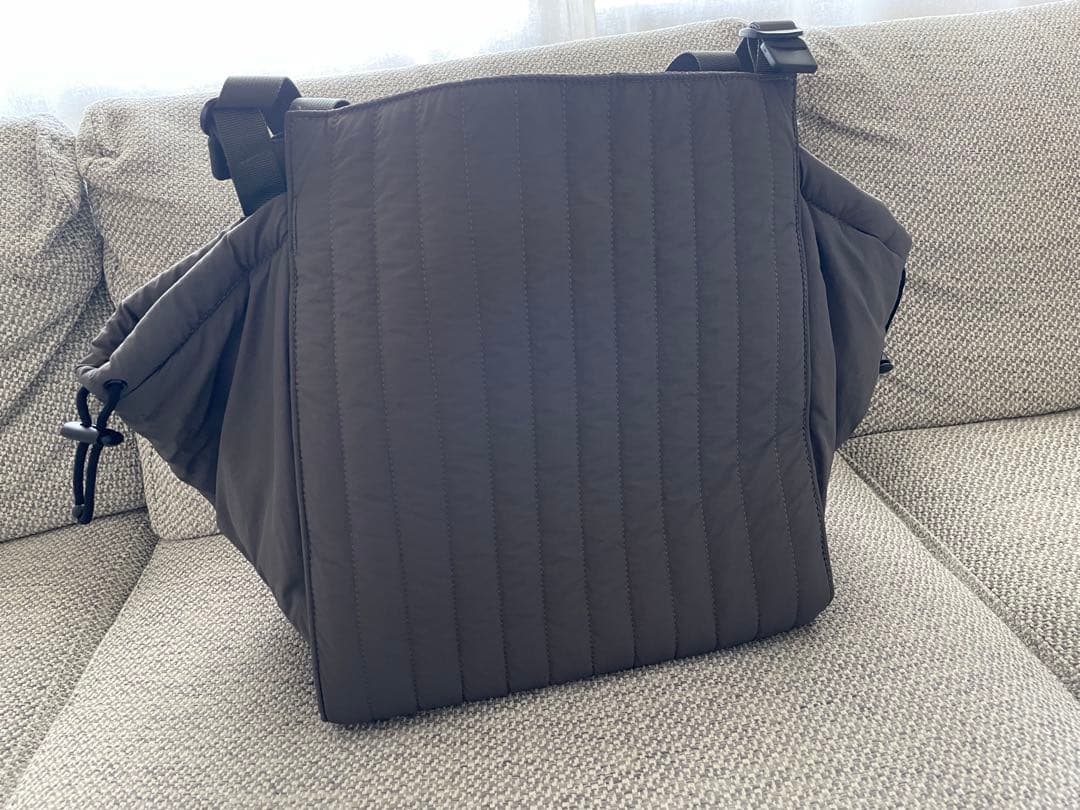 SOLPRESA ソルプレーサ　キルティング トートバッグ