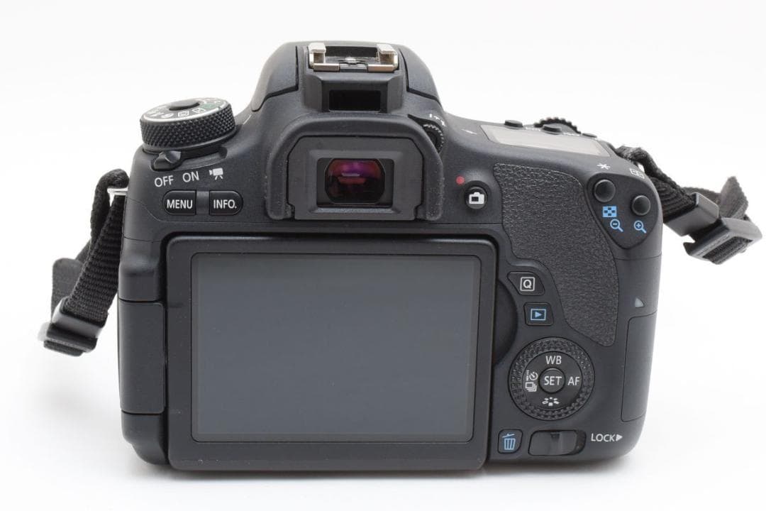 動作品　9854ショット　EOS 8000D ダブルレンズ SD64/フィルム