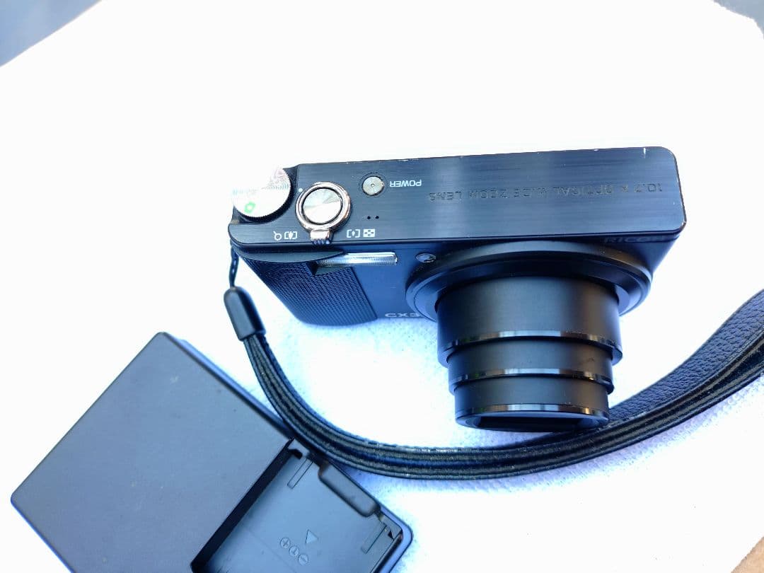 状態の良いRICOH　cx3 デジタルカメラ