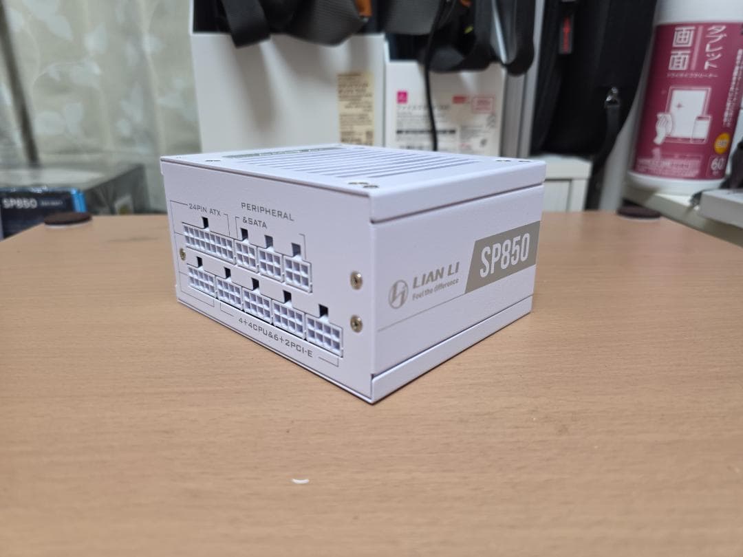 LianLi SP850 850W 電源ユニット