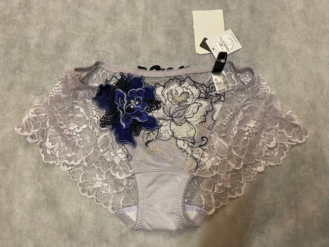 サルート39グループ　アテナ　ブラ＋ショーツ+ガーターセット