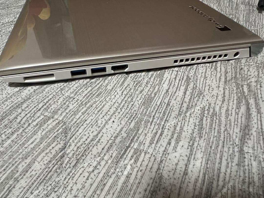 TOSHIBA ノートPC dynabook T55 i3 第7代8GB/1TB