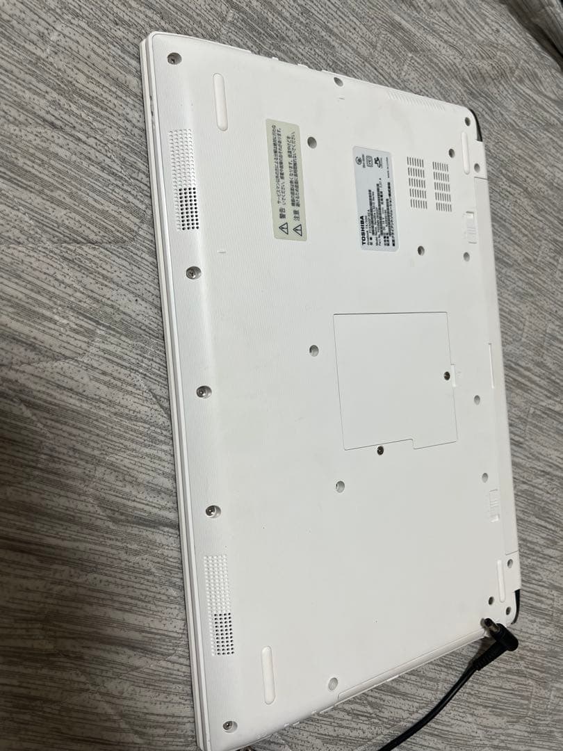 TOSHIBA ノートPC dynabook T55 i3 第7代8GB/1TB