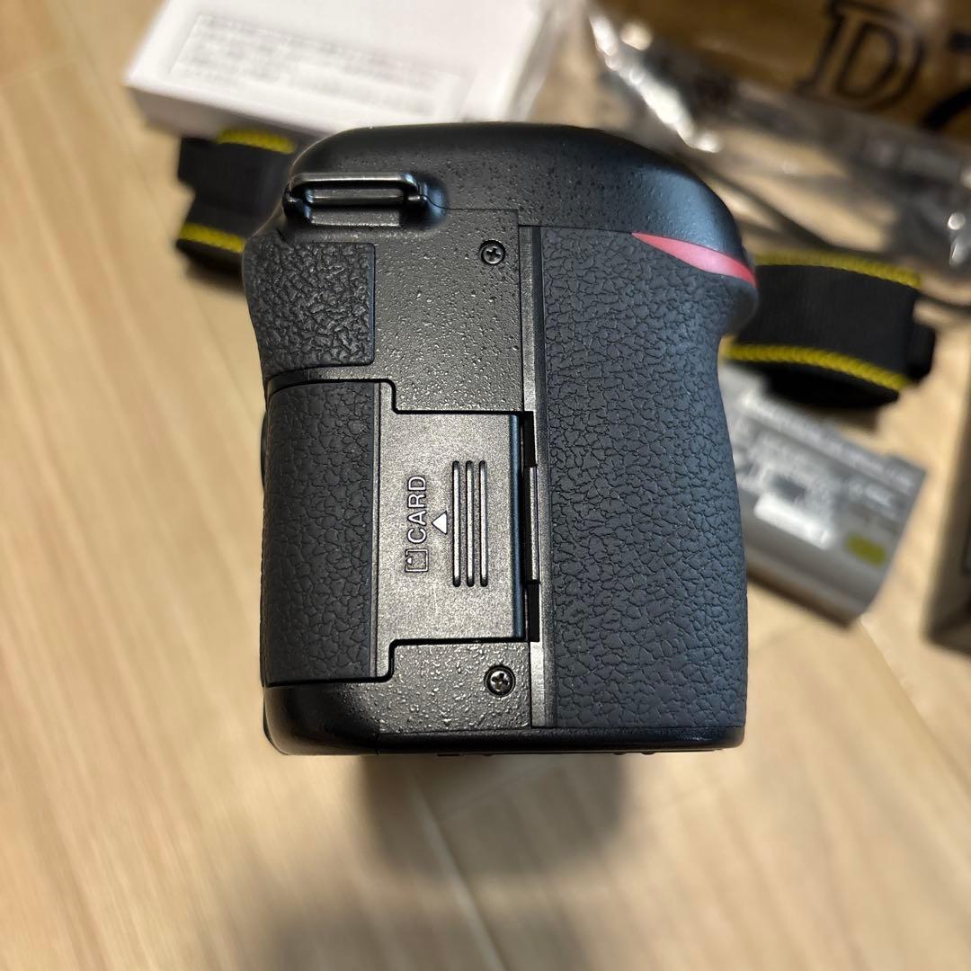 Nikon D7500 デジタル一眼レフカメラ本体のみ