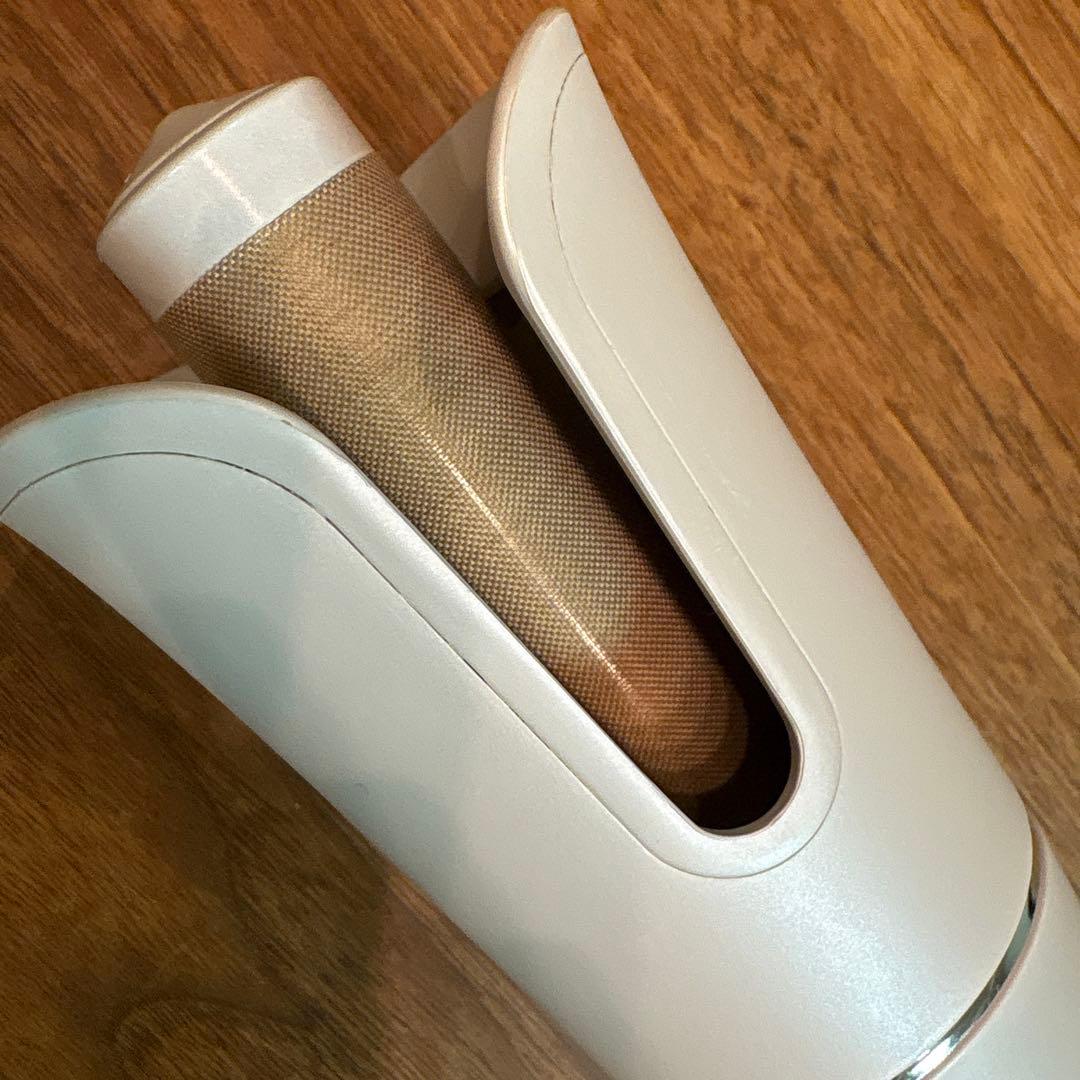 ⭐︎KINUJO（キヌジョ）オートカールヘアアイロンSCS024