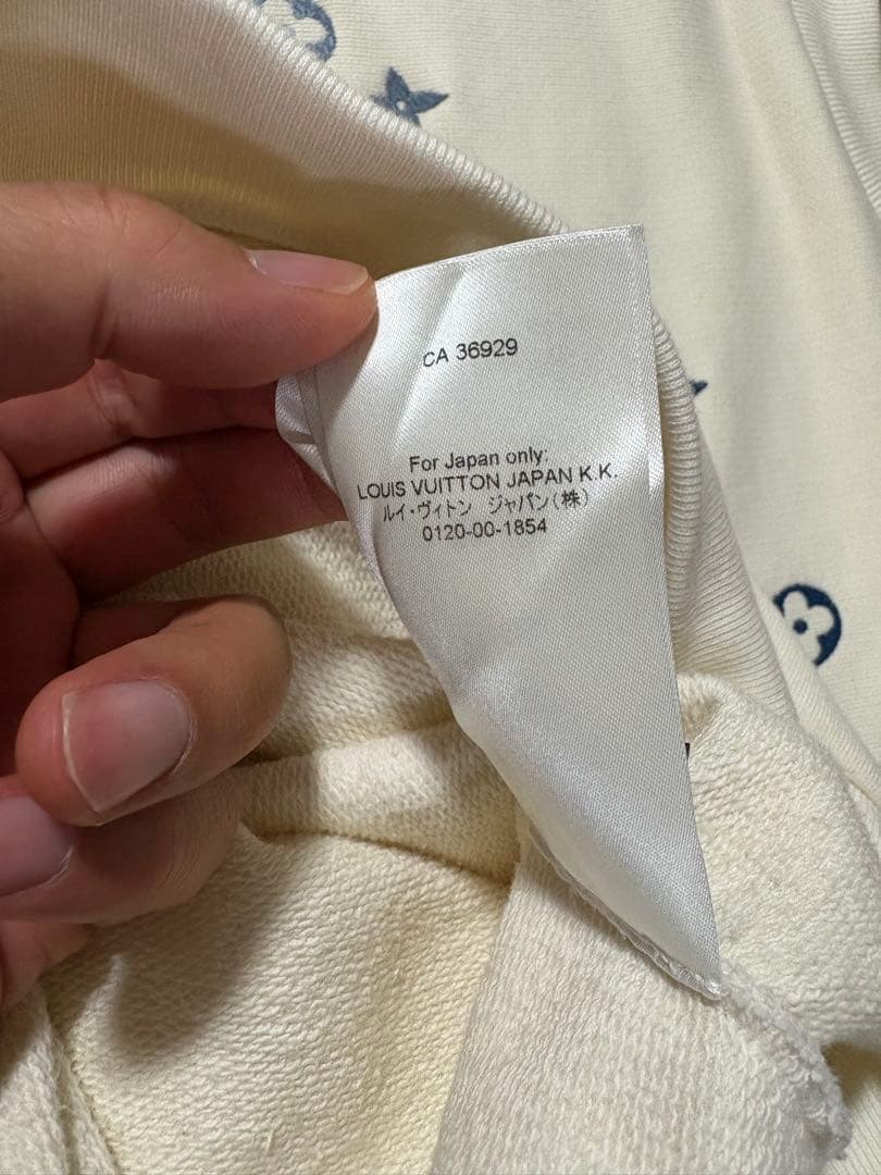 ルイヴィトン　メンズ　スエット　ニット　サイズＬ