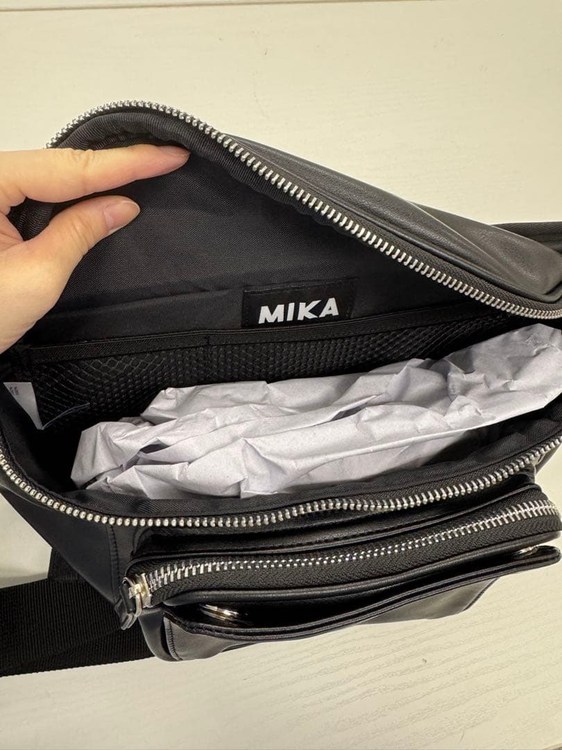 ヒップシート ショルダーバッグ 2wayスリングバック セカンド抱っこ紐 黒