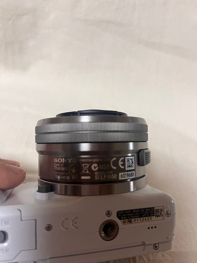 SONY α ミラーレス一眼 E 16-50mm