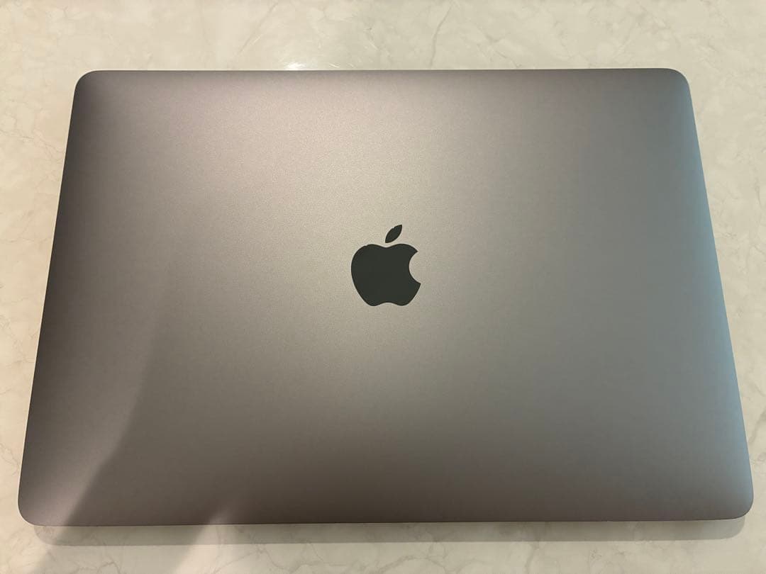 【美品】MacBook Pro 13.3インチ 2019 8GB 256GB