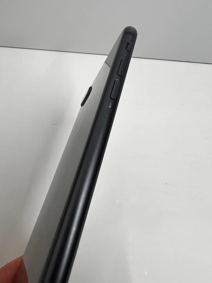 スマートフォン本体 iPhone8plus 64GB