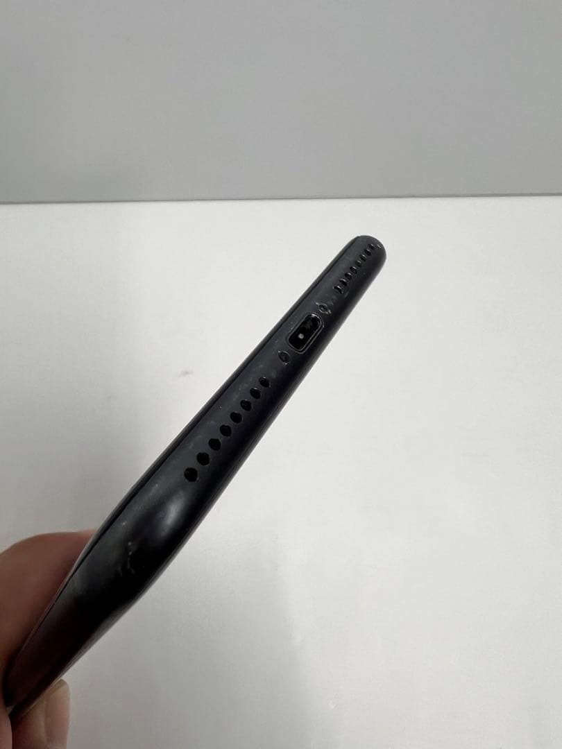 スマートフォン本体 iPhone8plus 64GB