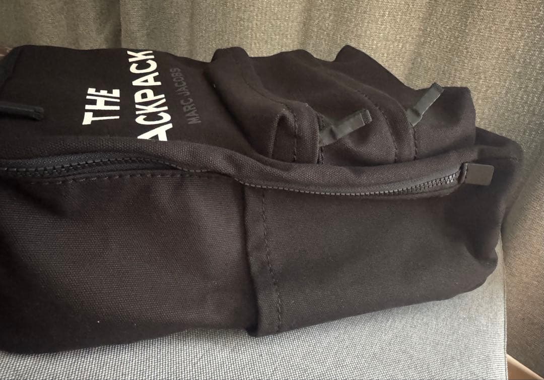 【美品】MARC JACOBS　THE BACKPACK　キャンバス　ブラック