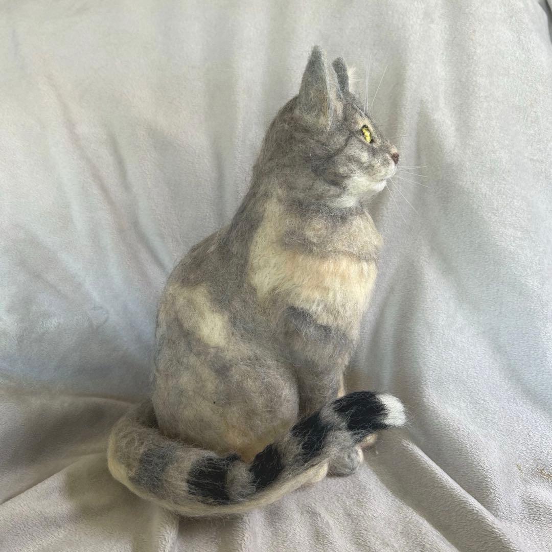 羊毛フェルト猫
