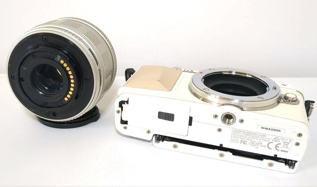 ❤️ボディジャケット付き❤️格安❤️OLYMPUS PEN Lite E-PL7