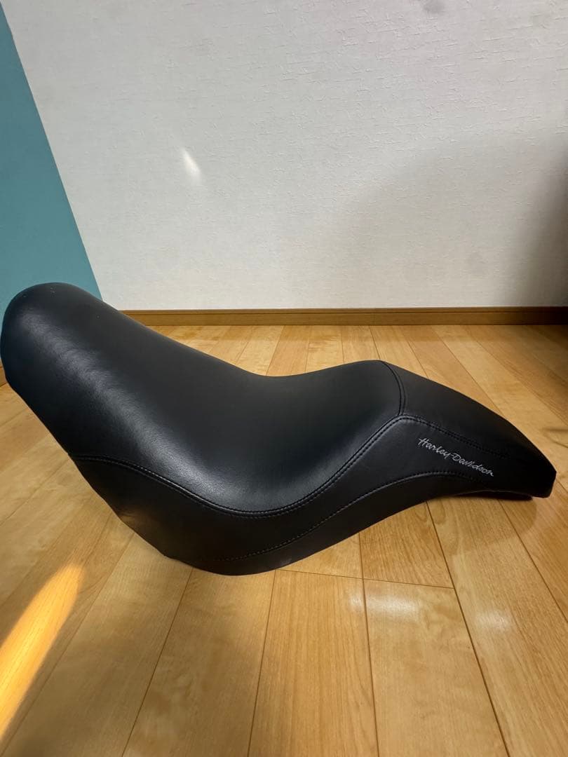 Harley Davidson シート 黒