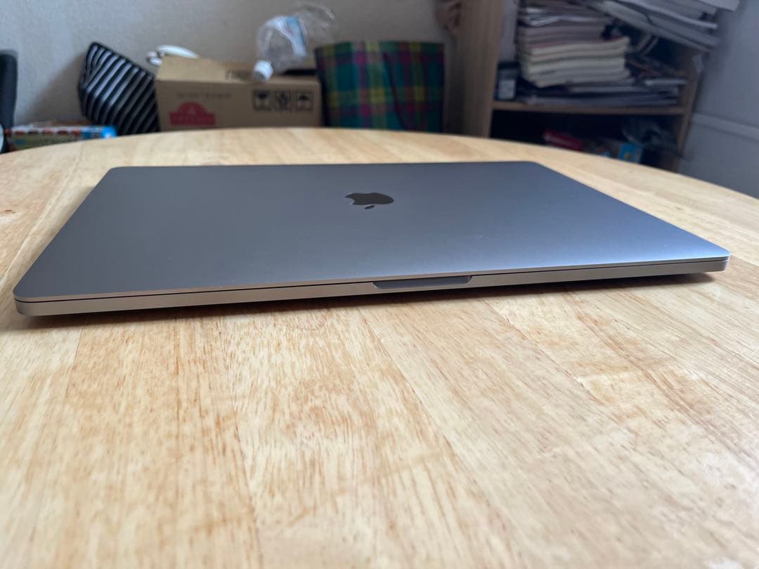 MacBook Pro 2019 32GB 1TB ストレージ