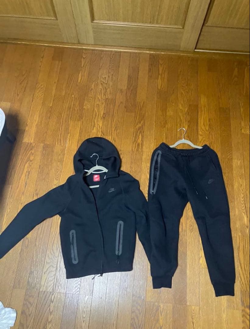 x*x様 NIKEテックフリース上下セット ブラック