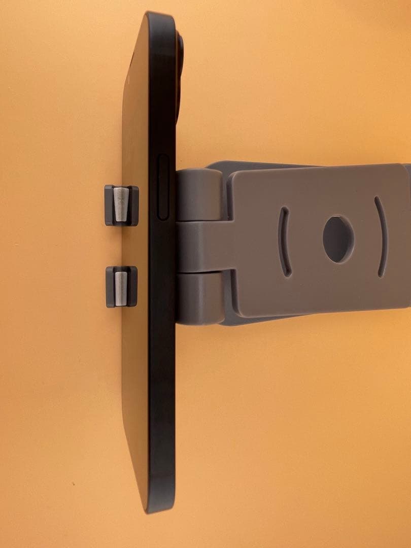 iphone 14 ブラック　128gb SIMフリー　バッテリー88%