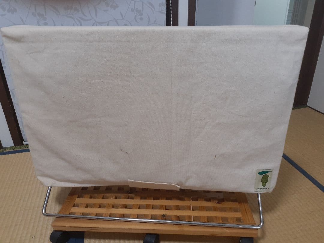 美品　サンラメラ1200W型(122)　遠赤外線セラミックパネルヒーター