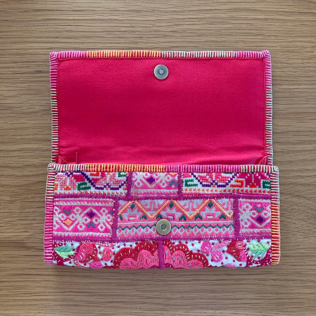 【未使用】バーンロムサイ 古布長財布 刺繍 タイ チェンマイ banromsai