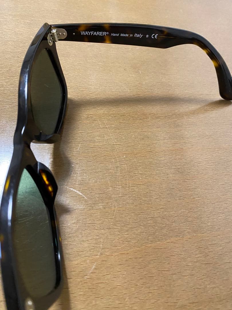 レイバン　ウェイファーラー